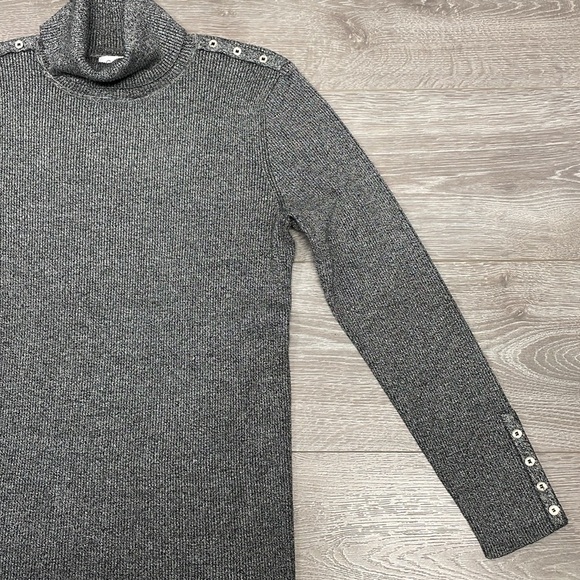 NWOT Turtleneck Ribbed Knit Sweater with Silver Buttons on Cuffs and Shoulders L - Picture 5 of 16